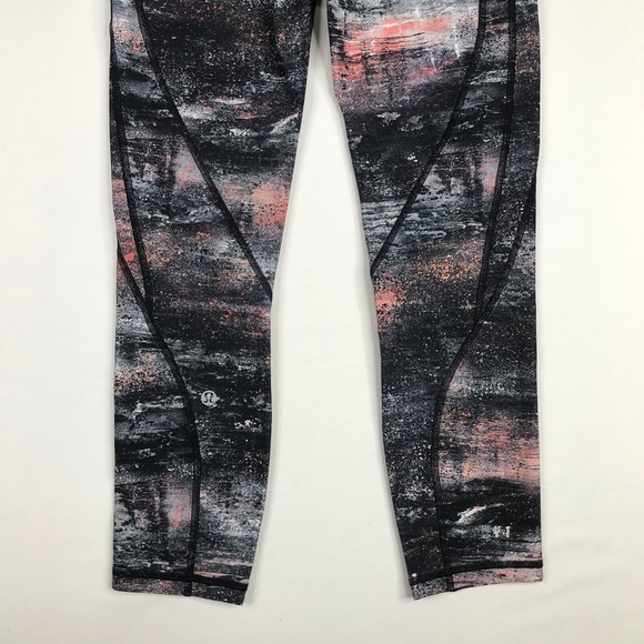 Lululemon Time To Sweat Leggings Sz 4 - Picture 6 of 11